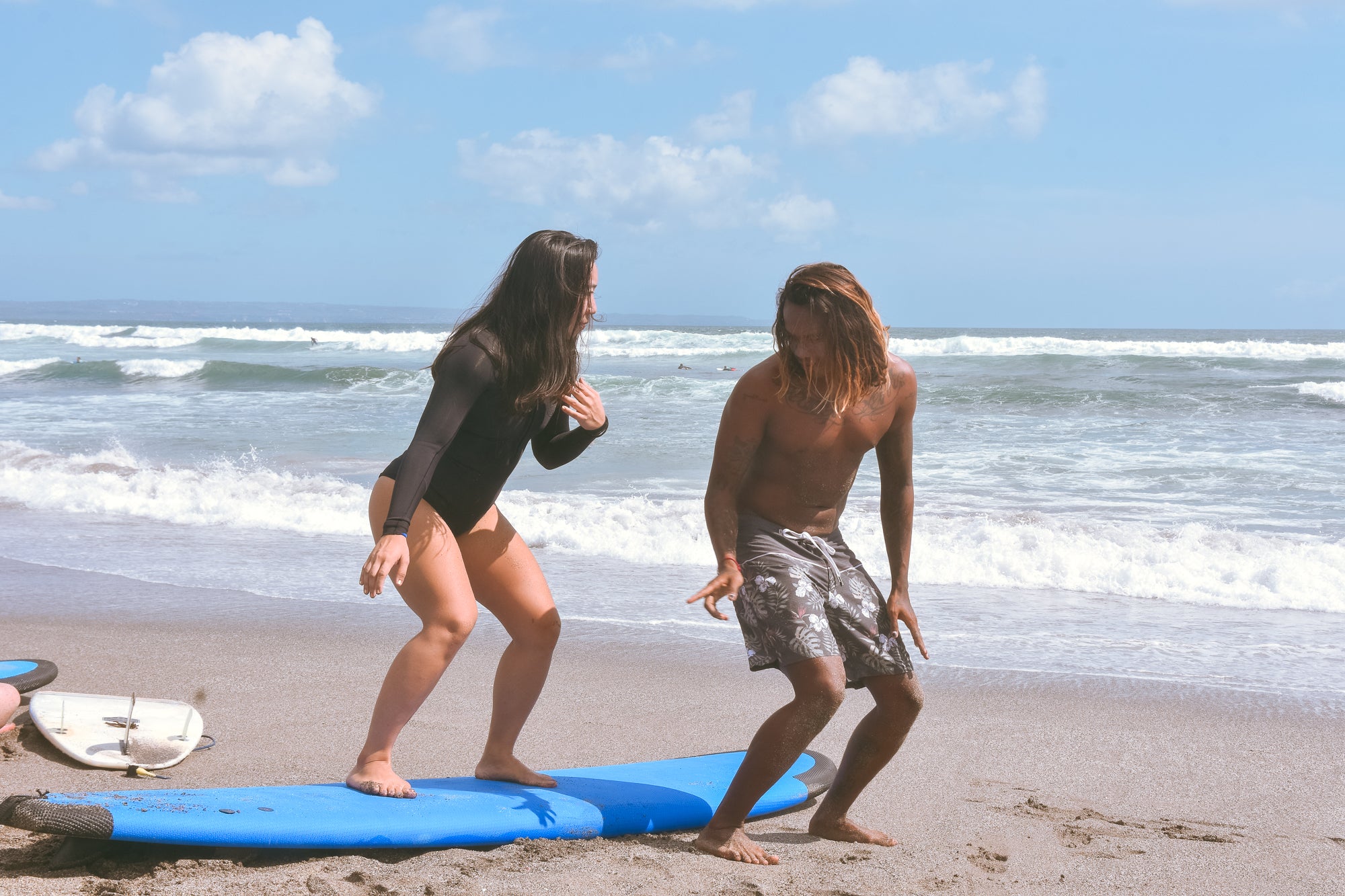 8 Things To Know Before Surfing For The First Time – Haikini