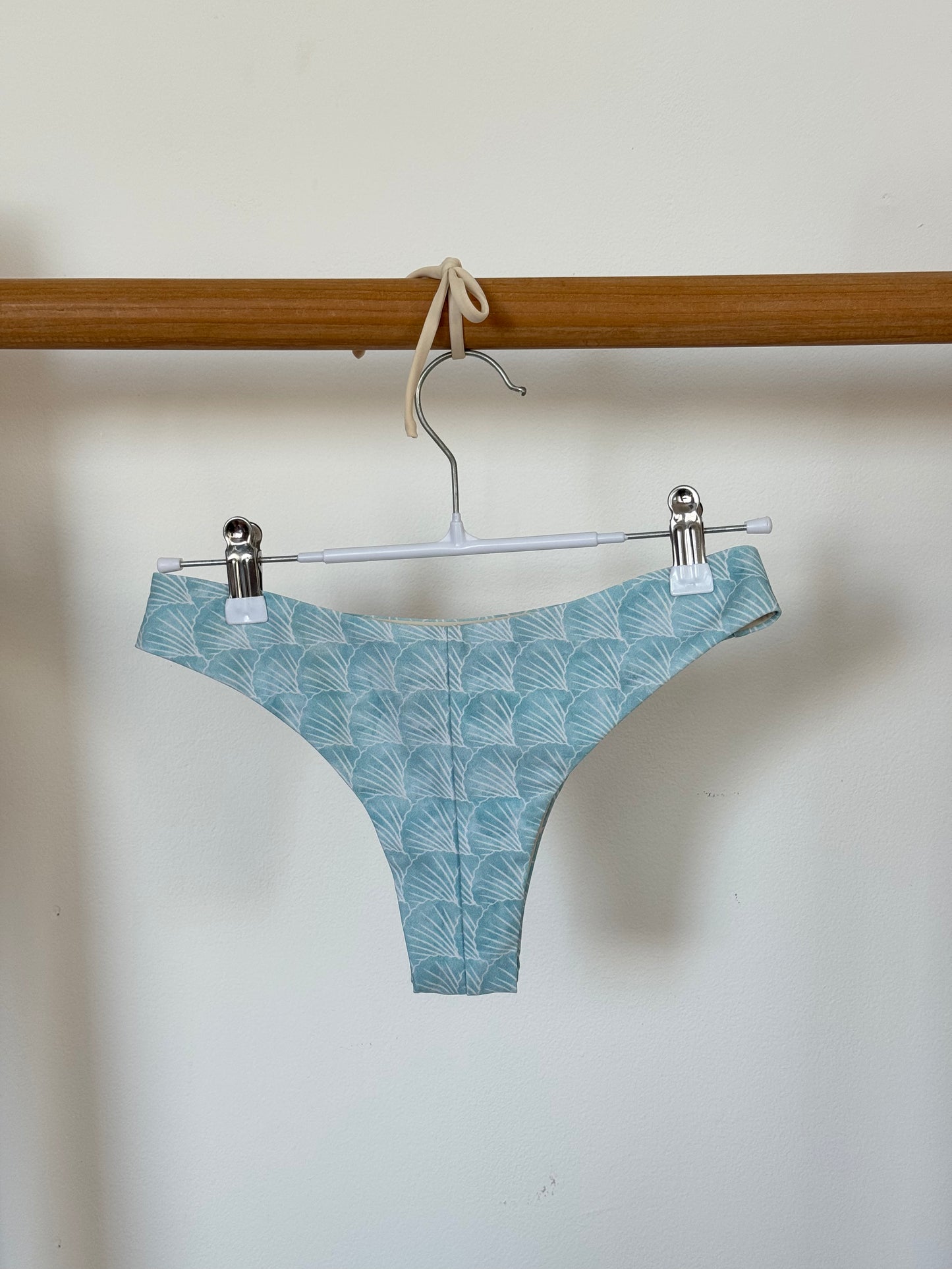 Bay Scallop - Classic Cheeky Bikini Bottom